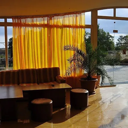 Surf Ξενοδοχείο *