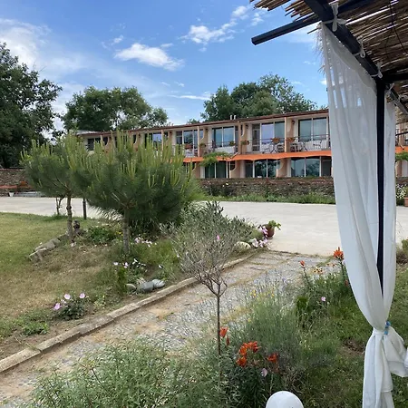 Ξενοδοχείο Surf Πριμόρσκο