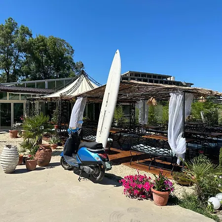 Surf Ξενοδοχείο Πριμόρσκο